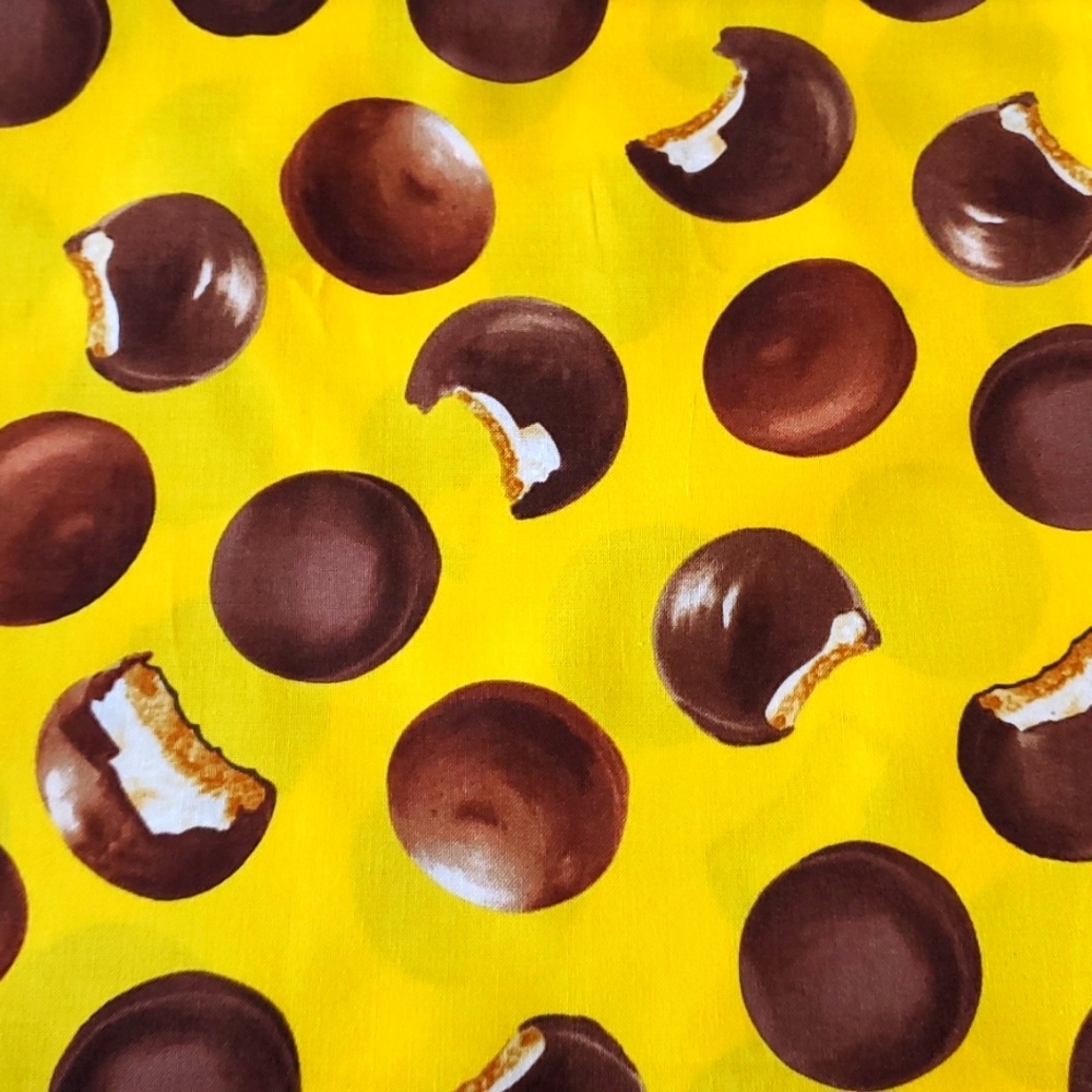 "Cookies" Cotton Fabric Print Maria Kalinowski Kanvas Benartex Quilting 36×44